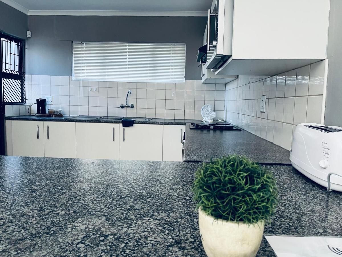 Otis Self Catering Daire Walvis Bay Dış mekan fotoğraf