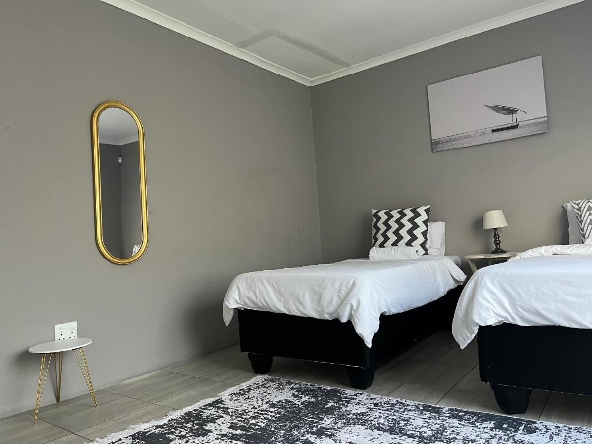 Otis Self Catering Daire Walvis Bay Dış mekan fotoğraf
