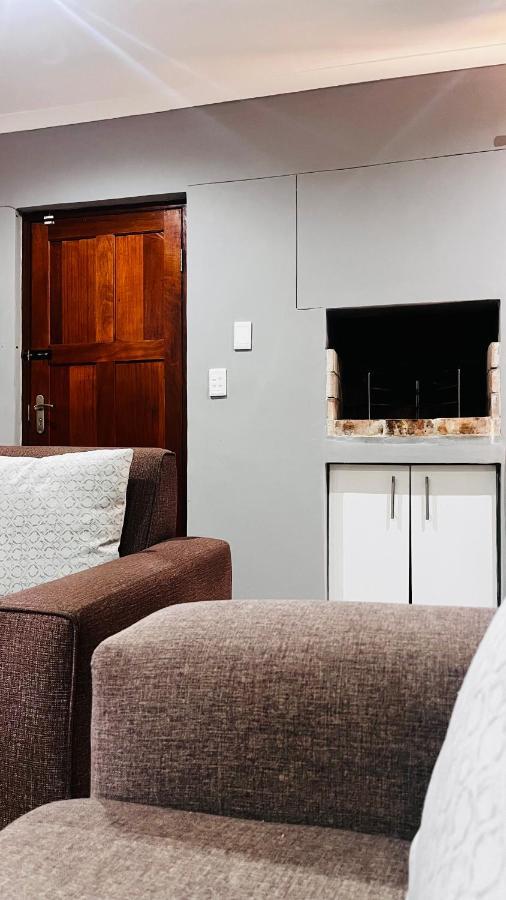 Otis Self Catering Daire Walvis Bay Dış mekan fotoğraf
