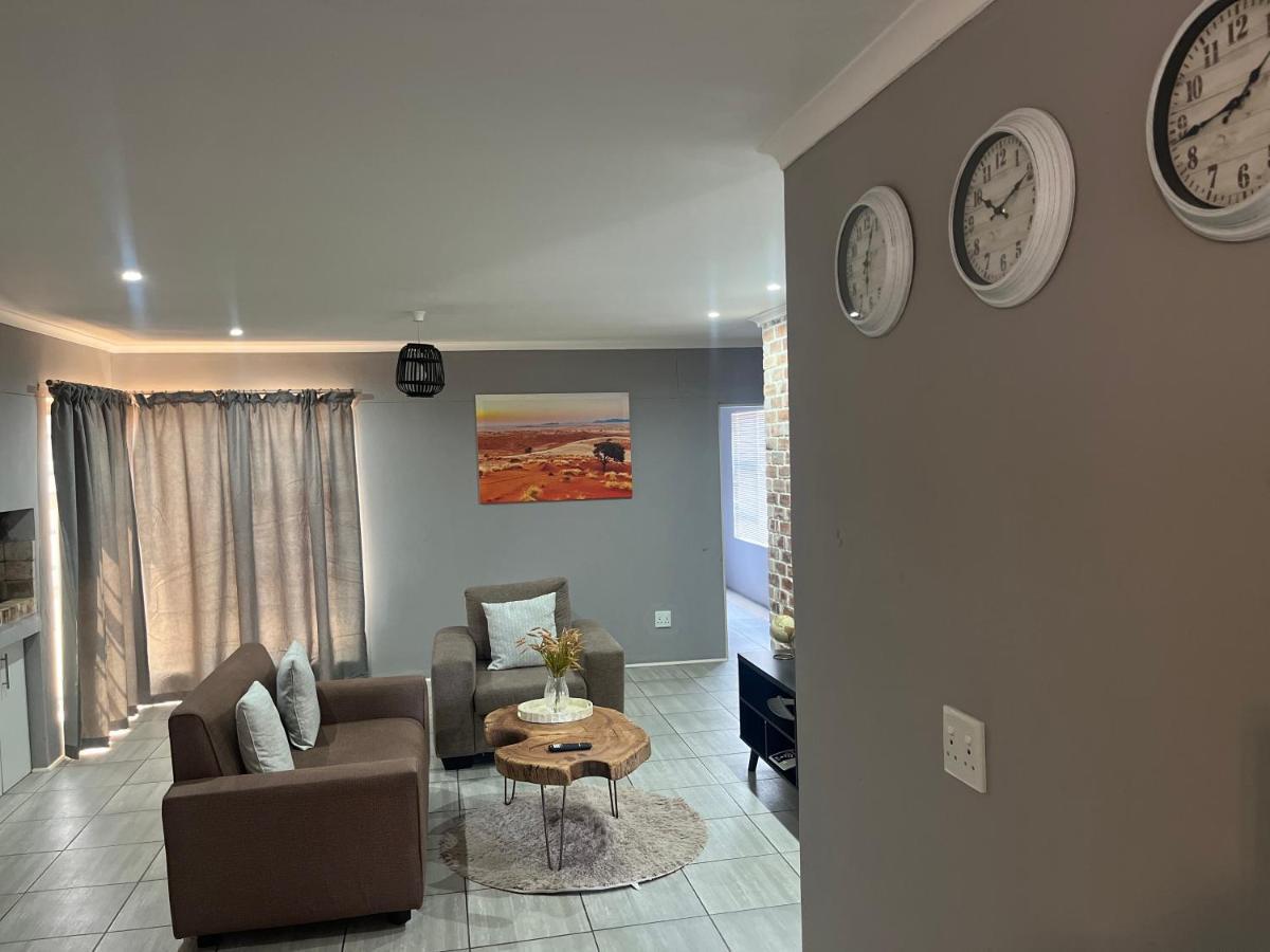 Otis Self Catering Daire Walvis Bay Dış mekan fotoğraf